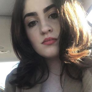 Meet your Posher, Madeline